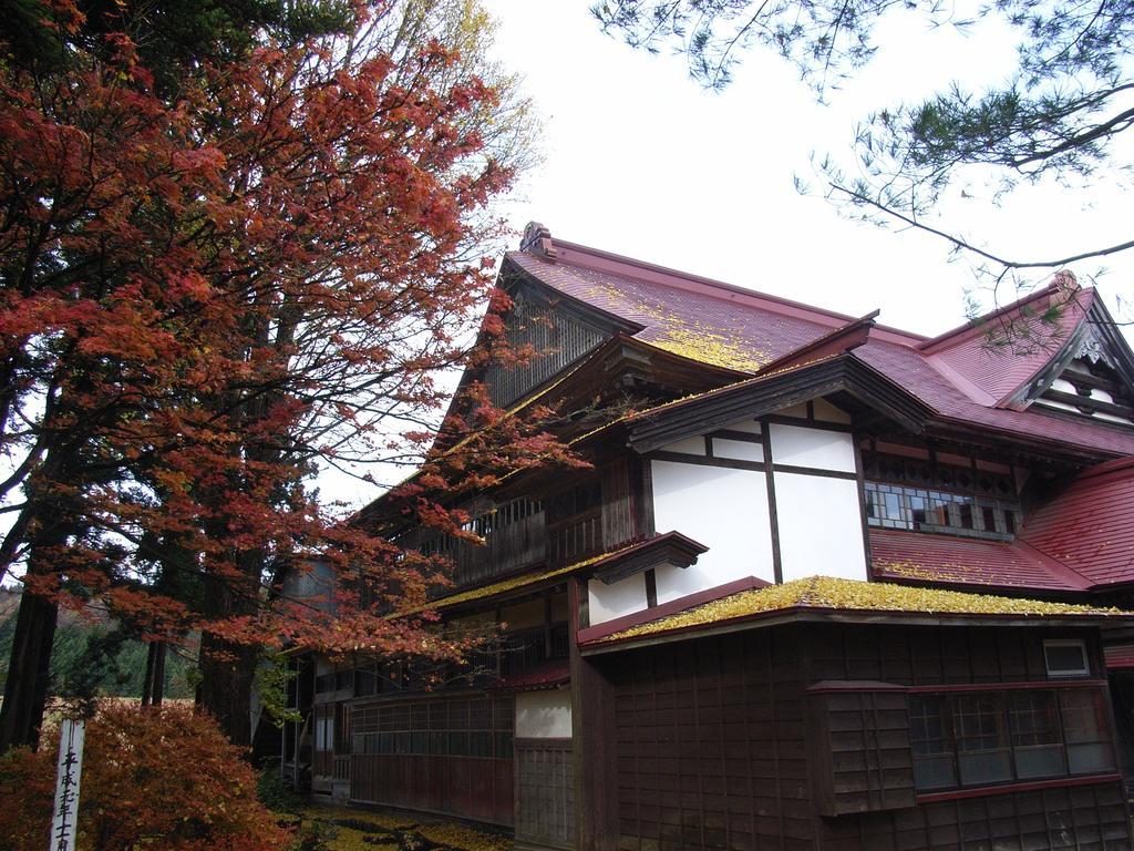 كواكوبي أونسن ريوكان سيوهوين Daisen  المظهر الخارجي الصورة